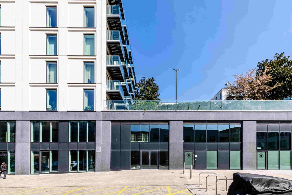 North Woolwich Road - Retail Unit for Rent, Royal Docks, London E16 2BG