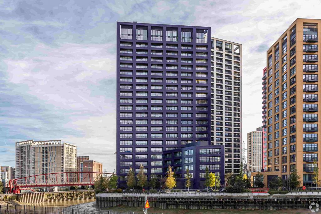 Orchard Place - Restaurant Unit for Rent, London City Island, London E16 1DF