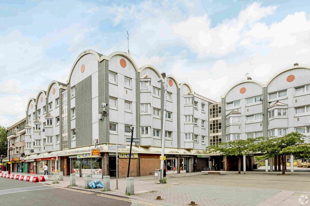 1-3 Pier Parade - Retail Unit for Rent, Newham, London E16 2LJ