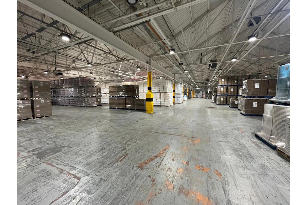 Factory Road - Industrial Warehouse for Rent, Standard Industrial Estate, London E16 2EJ
