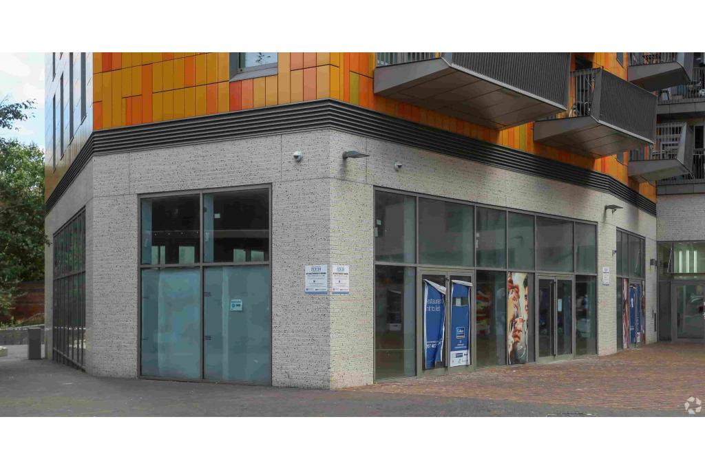 25-26 Rathbone Street - Retail and Office Space for Rent, Aurelia, Canning Town, London