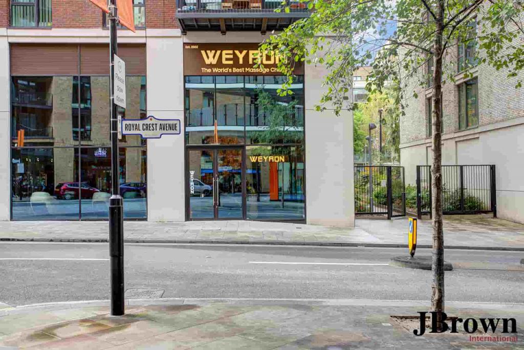 8 Royal Crest Avenue - Retail Unit for Rent, Royal Crest, London E16 2TQ
