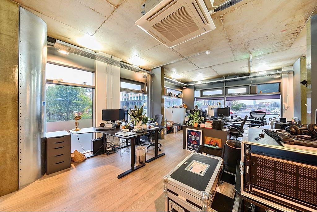 14 High St - Office Space for Rent, Stratford, London E15 2PP
