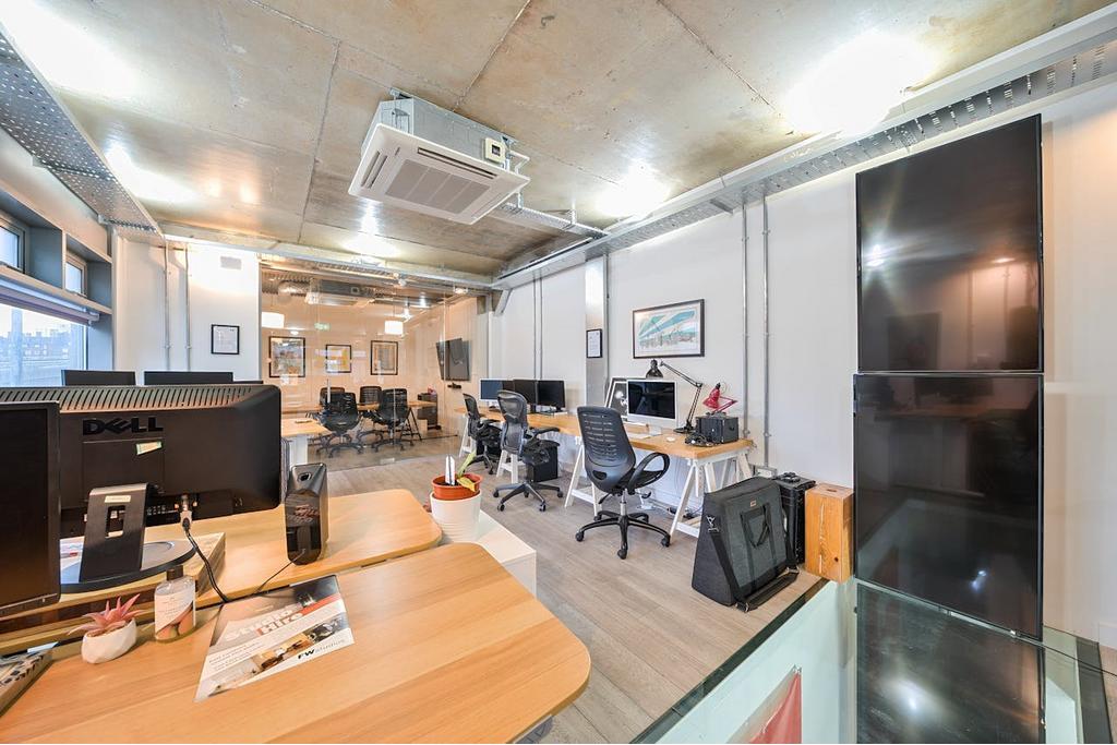 14 High St - Office Space for Rent, Stratford, London E15 2PP