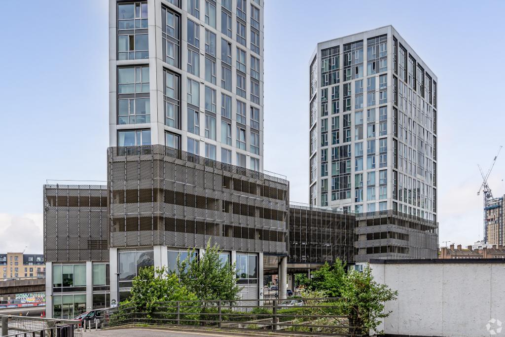 12 High St - Office Unit, Stratford, London E15 2GT