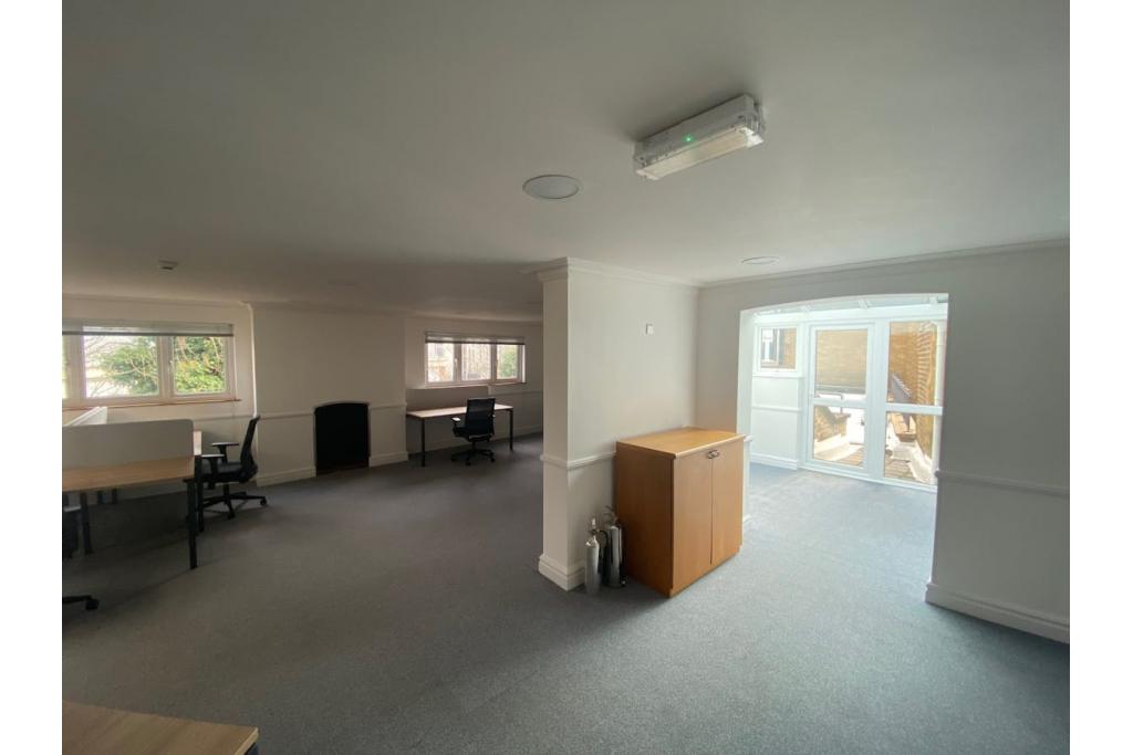 339 High St - Office Space for Rent, Stratford, London E15 2TF