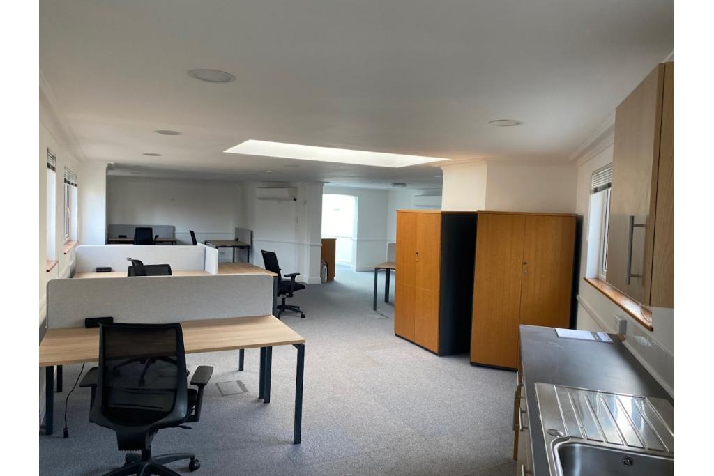 339 High St - Office Space for Rent, Stratford, London E15 2TF
