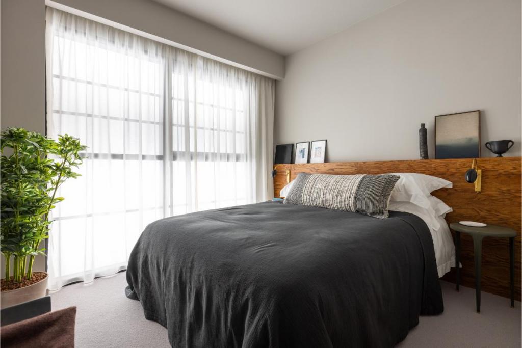 Modern Riverside Living at Canada Water – The Founding