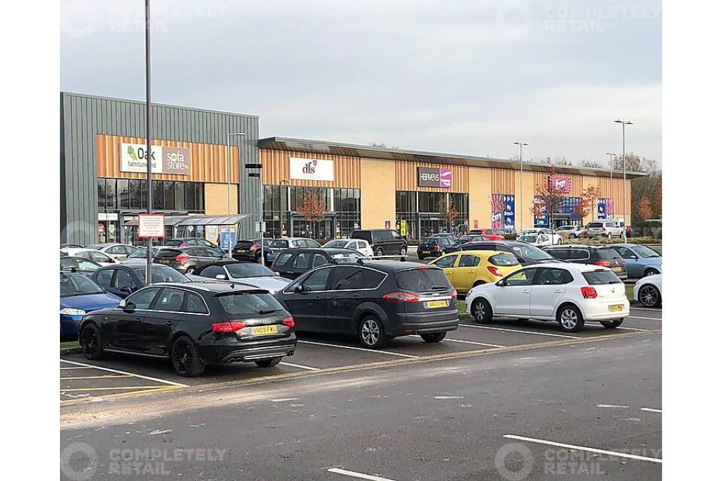 Southampton Road Retail Park, Salisbury SP1 2LB