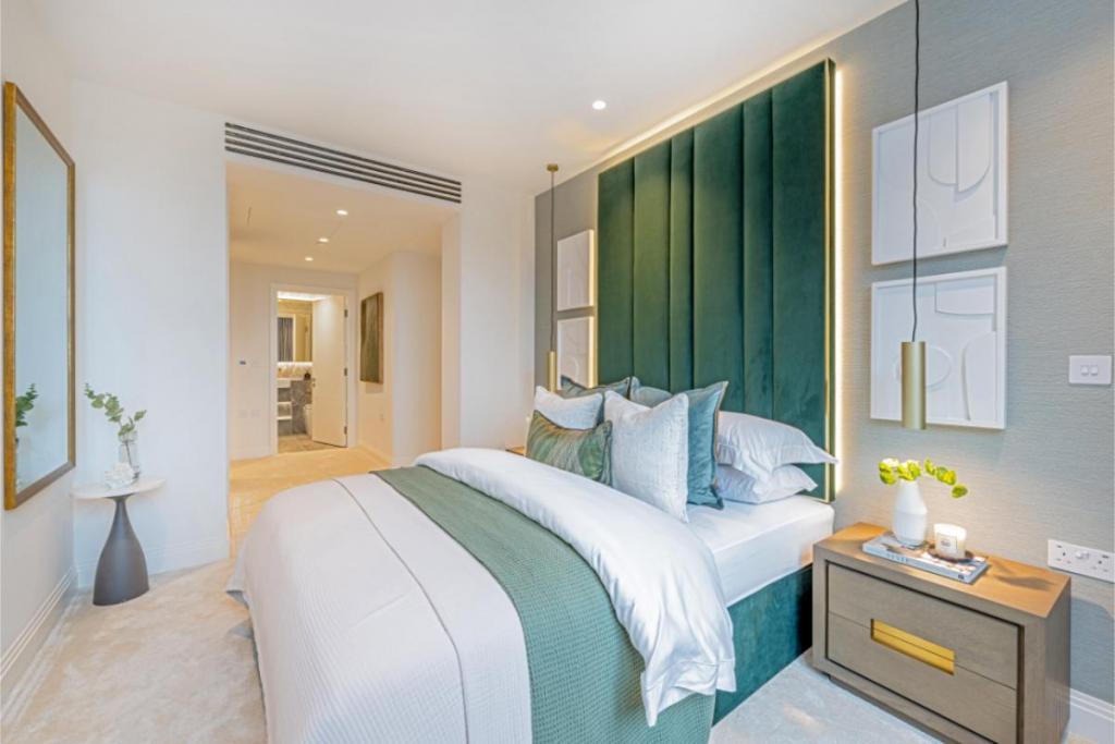 Chelsea Riverview, William Morris Way, London SW6 2UG