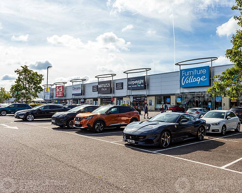 Solartron Retail Park, Farnborough