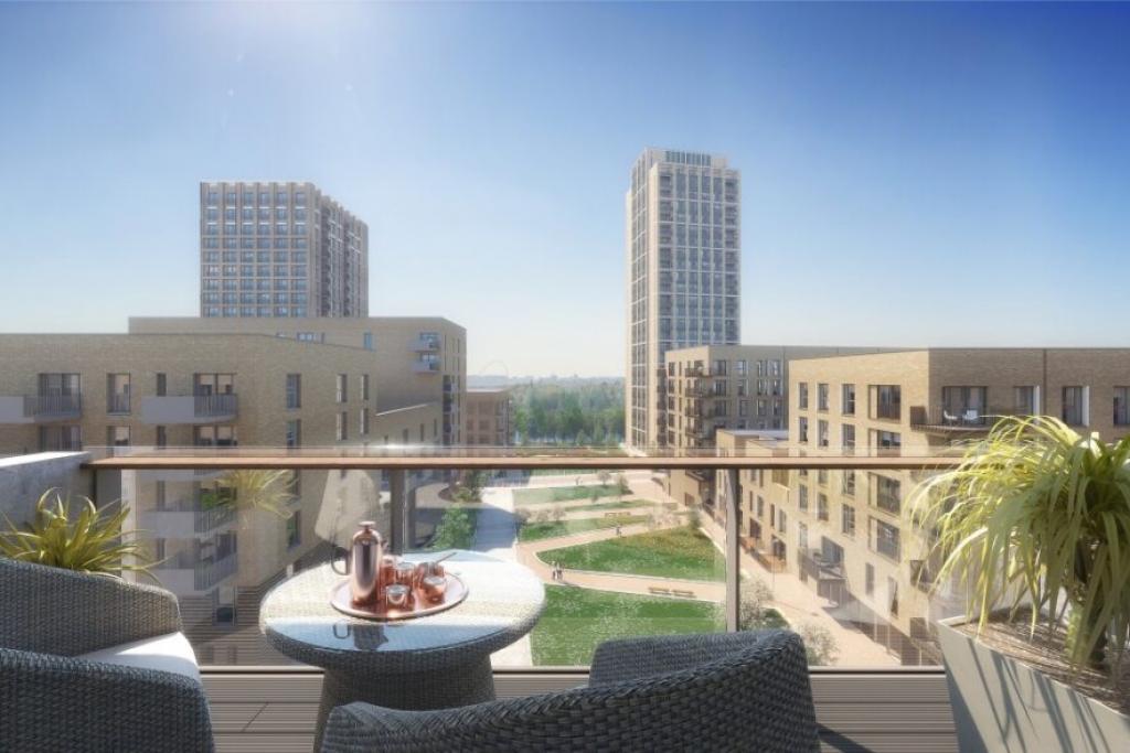 Hendon Waterside – Parkside Square & The Townhouses, London NW9v