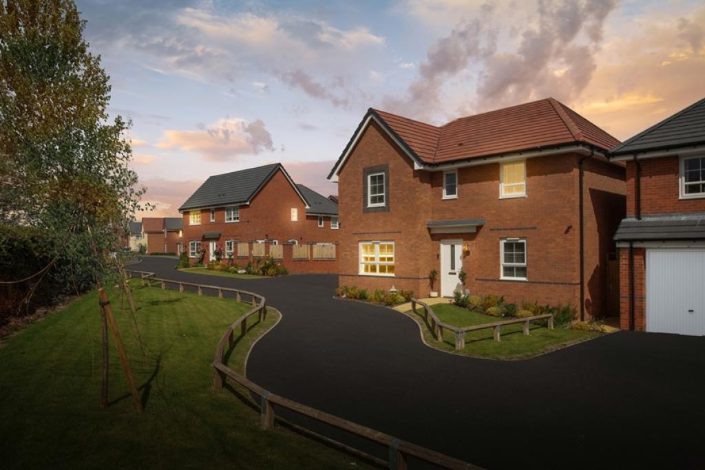 Dunstall Park, Tamworth – Spacious Family Homes in a Thriving Market Town