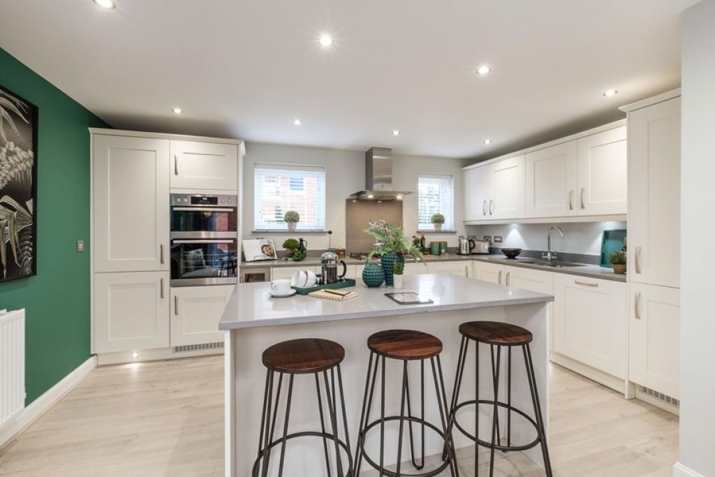 Dunstall Park, Tamworth – Spacious Family Homes in a Thriving Market Town