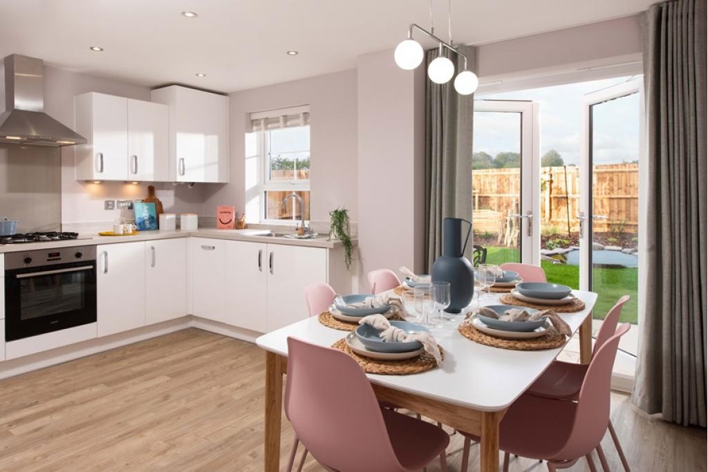 Abbey Fields, Abingdon – Barratt Homes 2, 3 & 4‑Bedroom Family Homes Price from £625,000