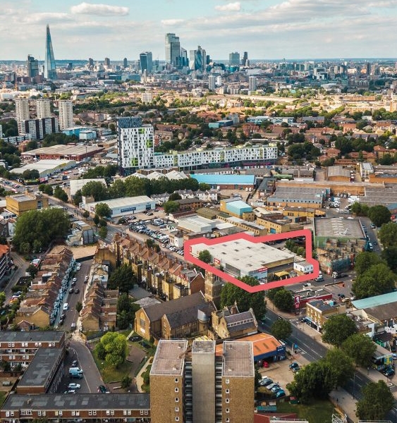 651-657 Old Kent Rd - Retail Unit, Old Kent Road, London SE15 1JU