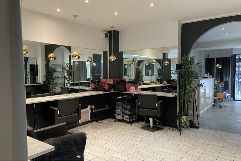 683A Old Kent Rd - Retail Unit, Southwark, London SE15 1JS