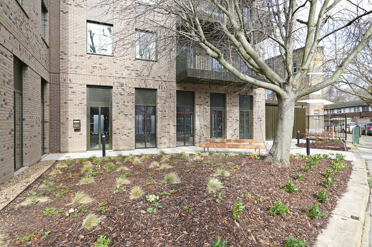 345 Southwark Park Rd - Retail Space, Southwark, London SE16 2JN