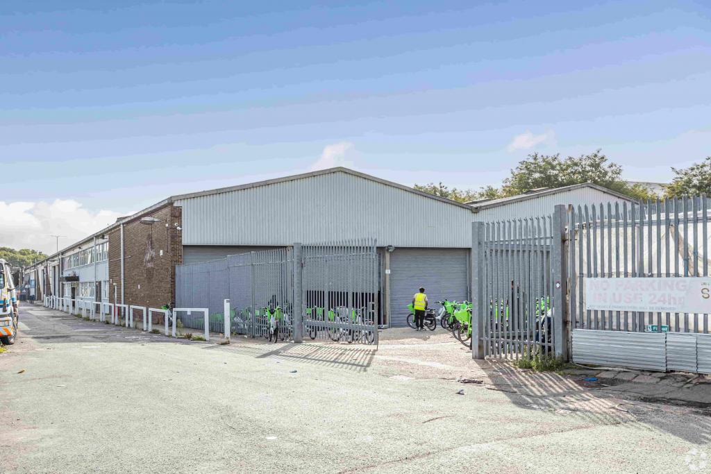 Stockholm Rd - Unit 1-3 Warehouse, Lewisham, London SE16 3LP