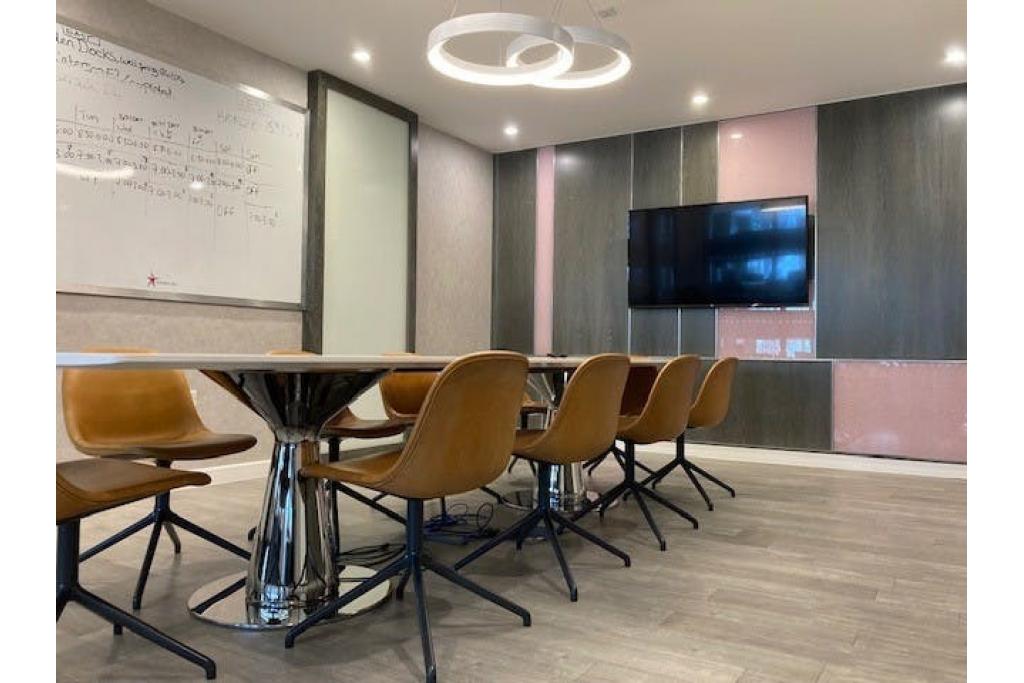 5 Tidal Basin Rd - The Hoola Building Office Space, Eastern Fringe, London E16 1UX