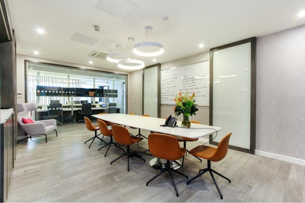 5 Tidal Basin Rd - The Hoola Building Office Space, Eastern Fringe, London E16 1UX