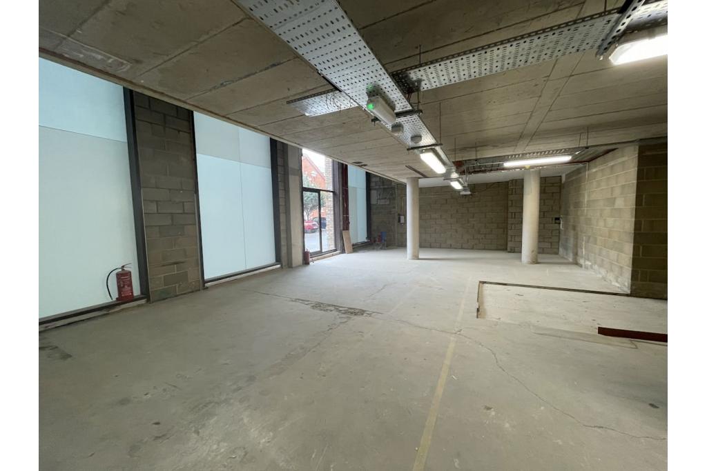 12-15 Upper Dock Walk - Royal Albert Wharf - Retail Shopfront Unit, London E16 2JT