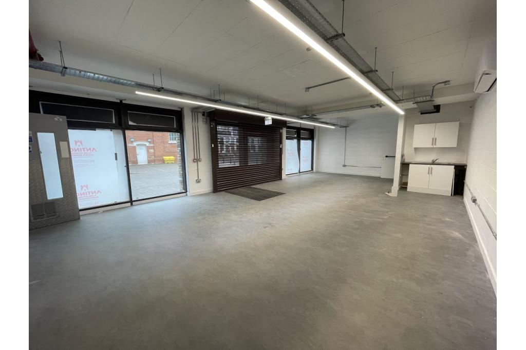 12-15 Upper Dock Walk - Royal Albert Wharf - Retail Shopfront Unit, London E16 2JT