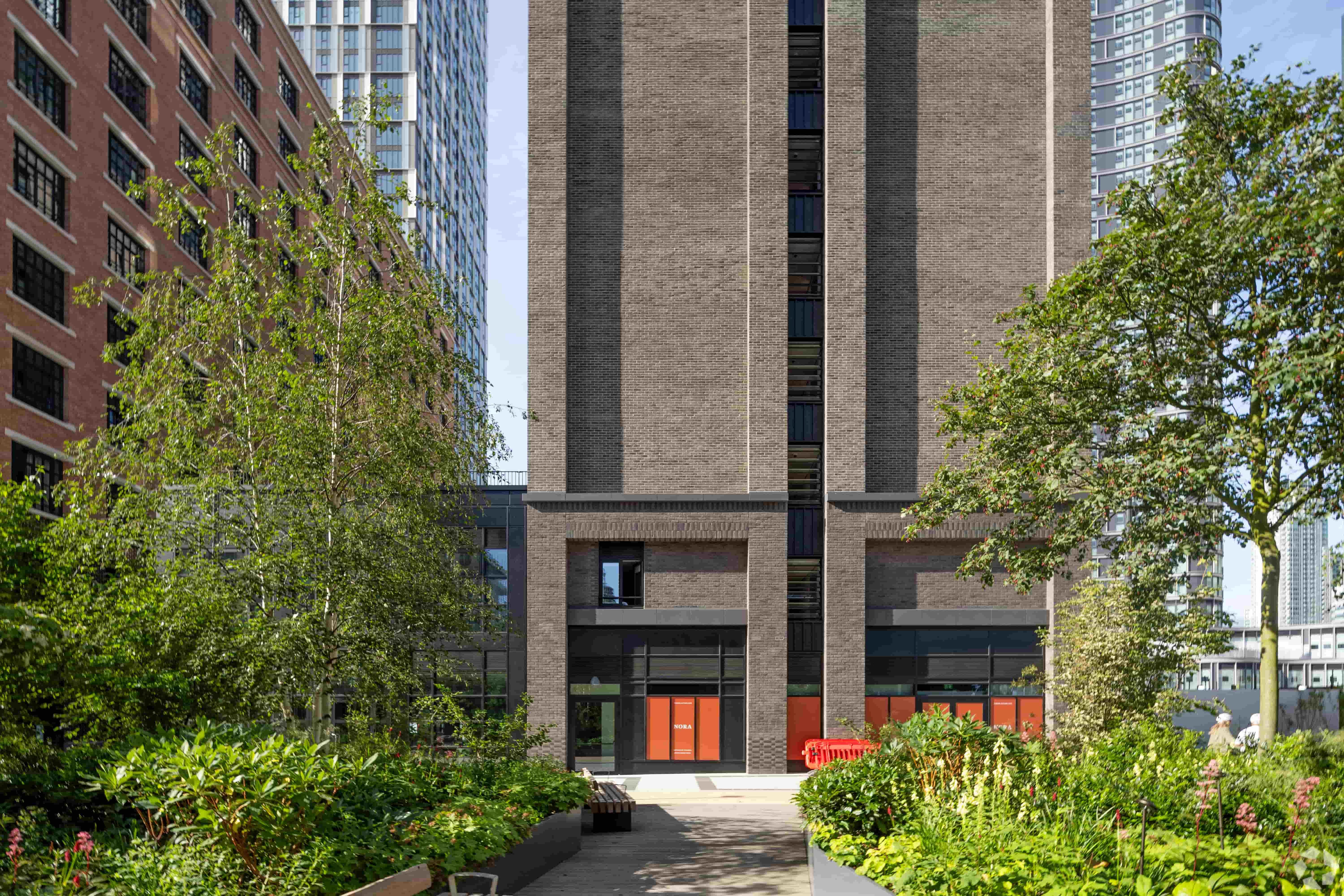 15 West Ln - Wood Wharf Retail Unit, Canary Wharf, London E14 9SF