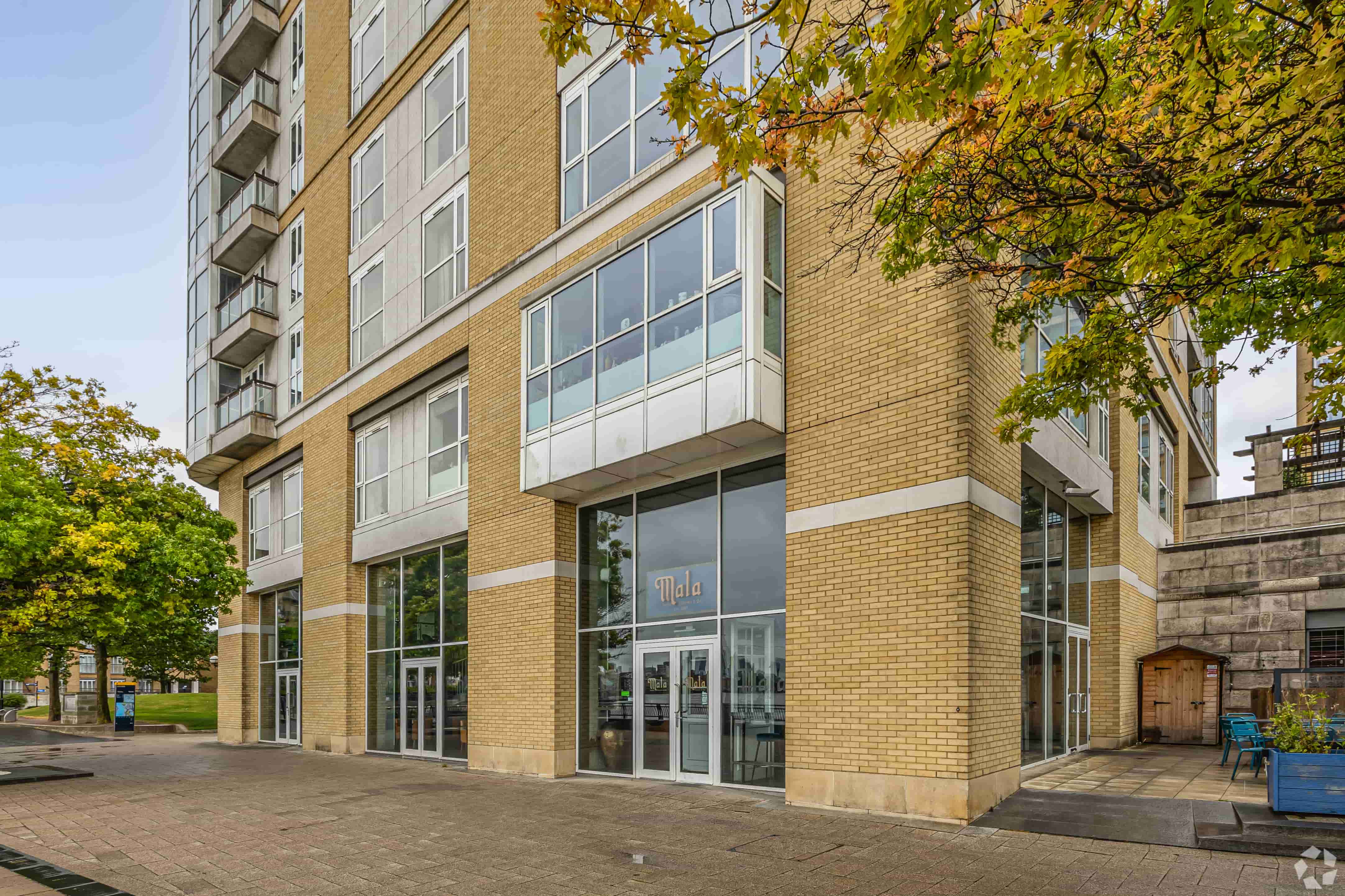 36-37 Westferry Circus - Belgrave Court Retail Unit, Canary Wharf, London E14 8RR