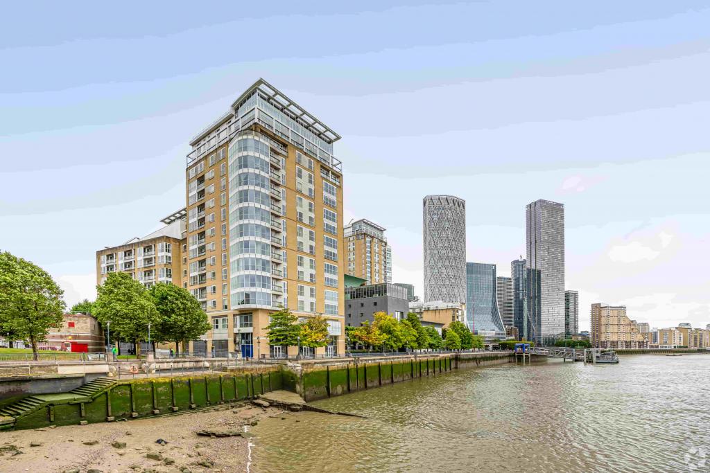 36-37 Westferry Circus - Belgrave Court Retail Unit, Canary Wharf, London E14 8RR