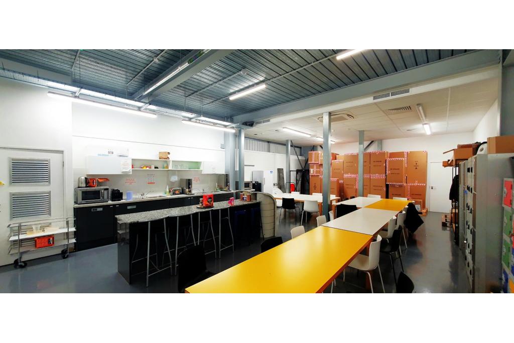 160 Bidder St - Industrial Warehouse Space for Rent, Canning Town, London E16 4ES