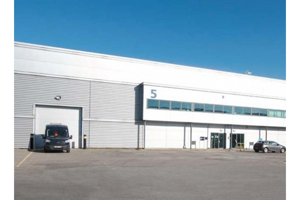 160 Bidder St - Industrial Warehouse Space for Rent, Canning Town, London E16 4ES
