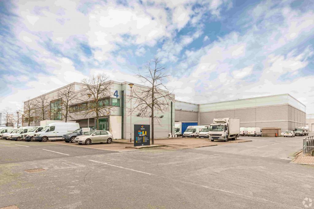 160 Bidder St - Industrial Warehouse Space for Rent, Canning Town, London E16 4ES