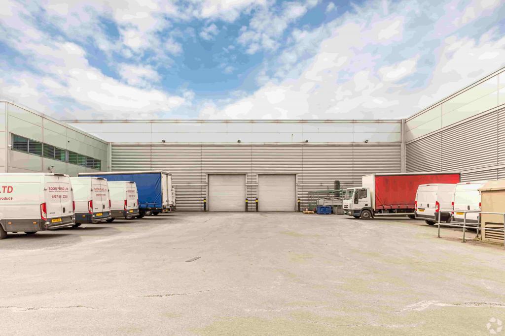 160 Bidder St - Industrial Warehouse Space for Rent, Canning Town, London E16 4ES