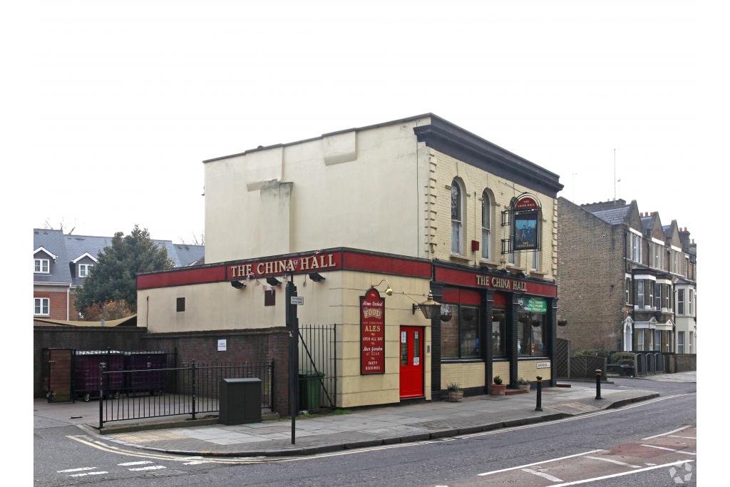 141 Lower Rd - The China Hall - Bar/Nightclub, Southwark, London SE16 2LW