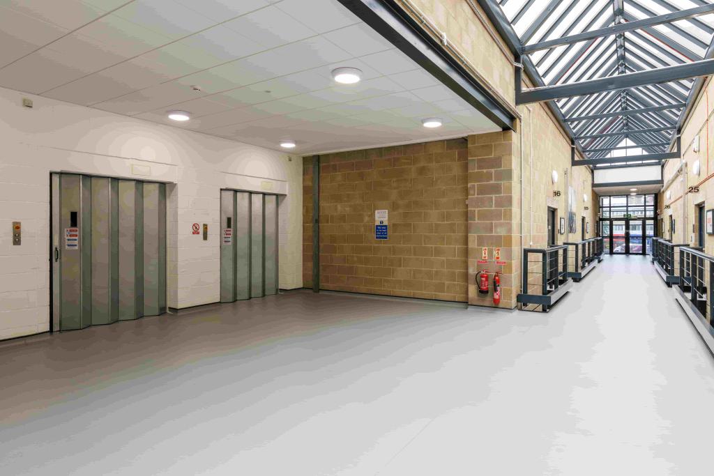 10 Prestons Rd - Block C - Light Industrial Unit, Poplar, London E14 9RL