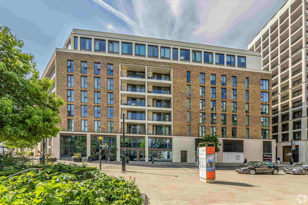 11 Schooner Road - Shopfront Retail/Residential Unit, Silvertown, London E16 2PT