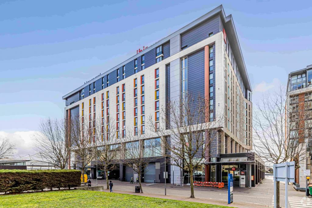 Novotel London Excel - Hotel & Retail Opportunity, 7 Western Gateway, London E16 1AA
