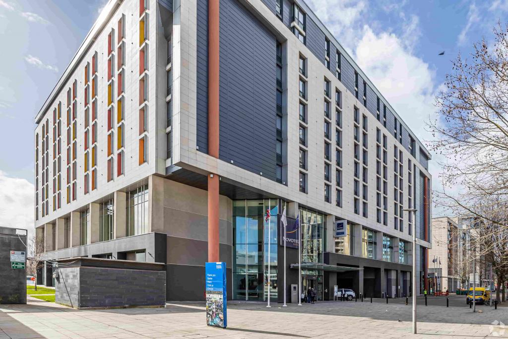 Novotel London Excel - Hotel & Retail Opportunity, 7 Western Gateway, London E16 1AA