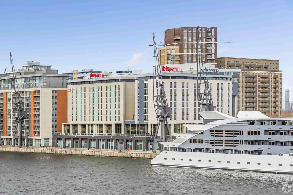 Novotel London Excel - Hotel & Retail Opportunity, 7 Western Gateway, London E16 1AA