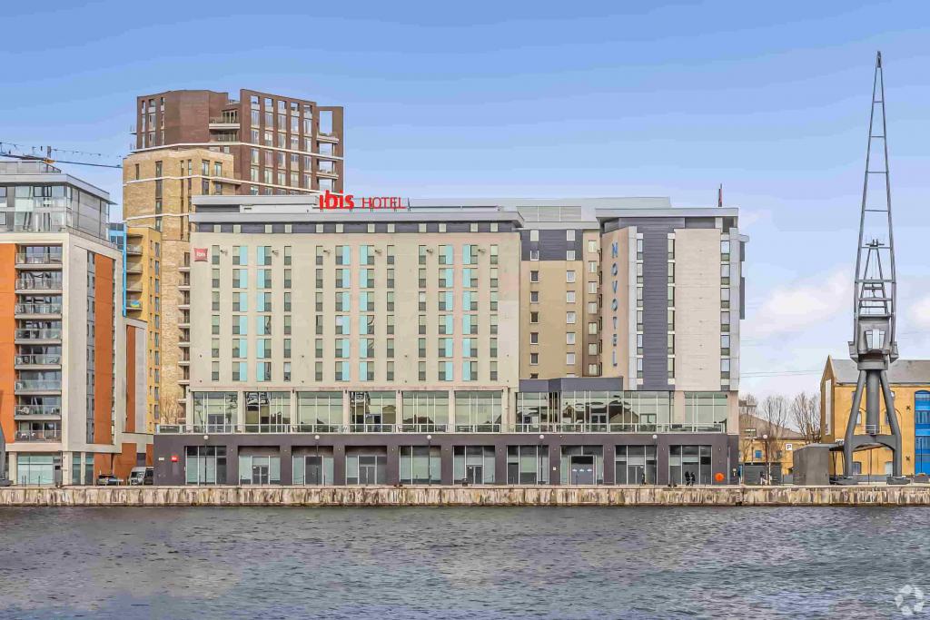 Novotel London Excel - Hotel & Retail Opportunity, 7 Western Gateway, London E16 1AA