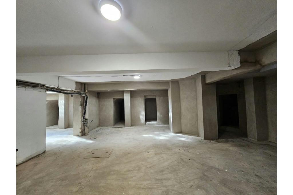 177-193 Edgware Road - Retail Unit, Paddington, London W2 1ET