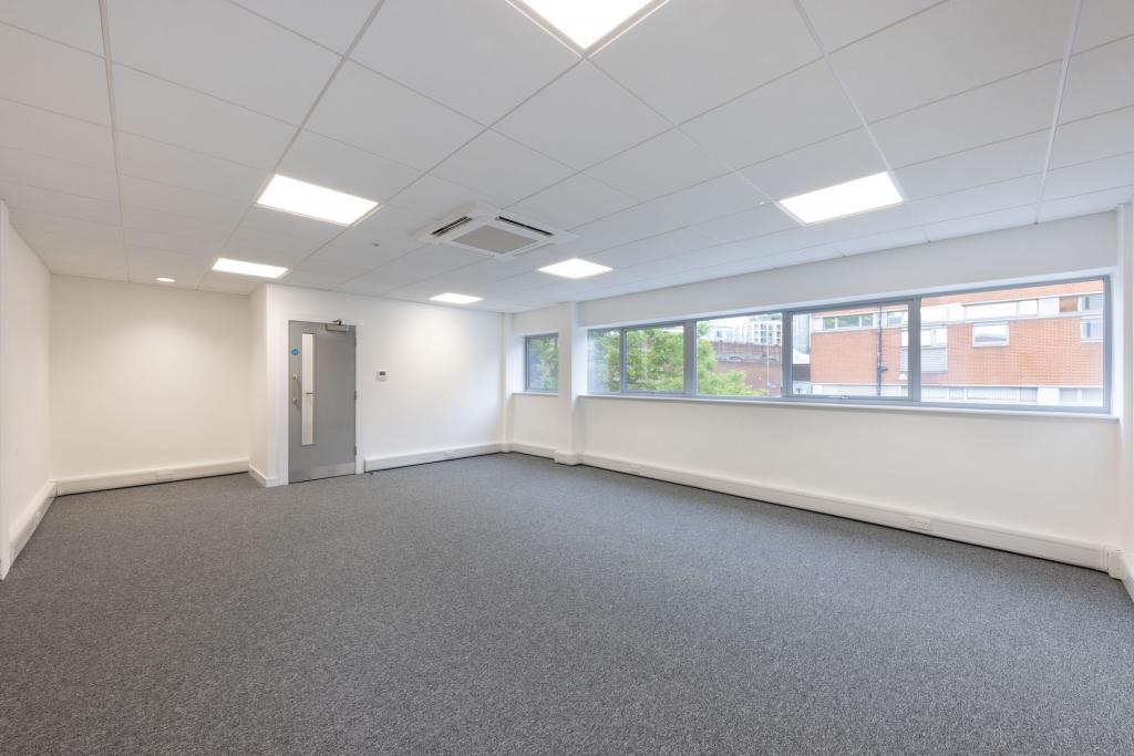 15 Havelock Terrace - Warehouse Unit for Rent, Battersea, London SW8 4AS