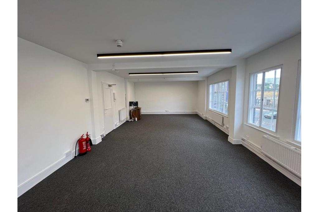 6-10 Ingate Place - Warehouse Unit for Rent, Wandsworth, London SW8 3NS