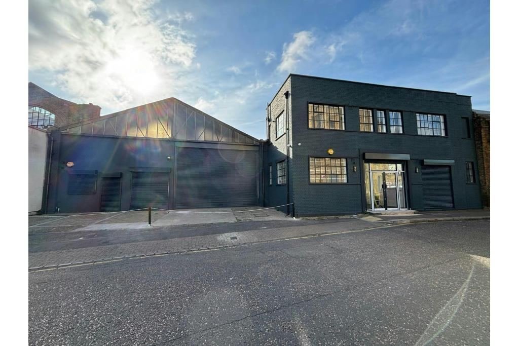 6-10 Ingate Place - Warehouse Unit for Rent, Wandsworth, London SW8 3NS
