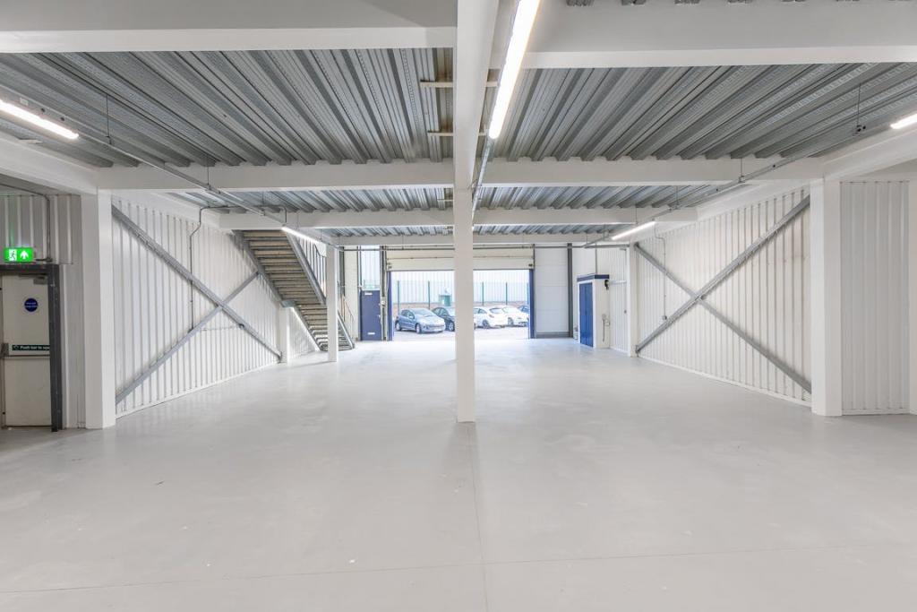 Linford Street Business Estate - Industrial Warehouse Unit, Wandsworth, London SW8 4UN