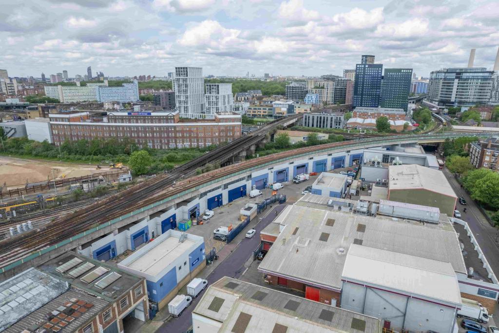 Linford Street Business Estate - Industrial Warehouse Unit, Wandsworth, London SW8 4UN