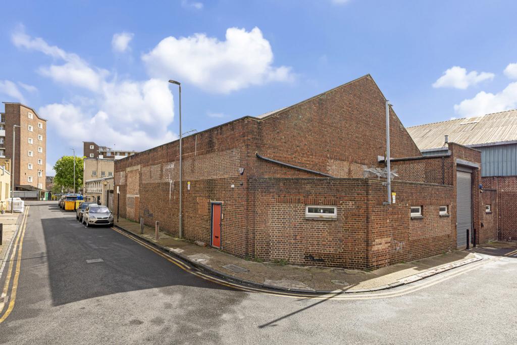 37 Linford Street - Industrial Warehouse Unit, Wandsworth, London SW8 4UP