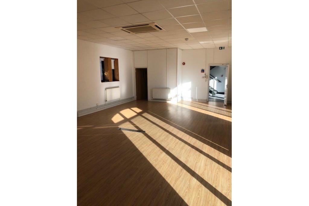 Peardon St - Tun Yard Office Space, London SW8 3BW