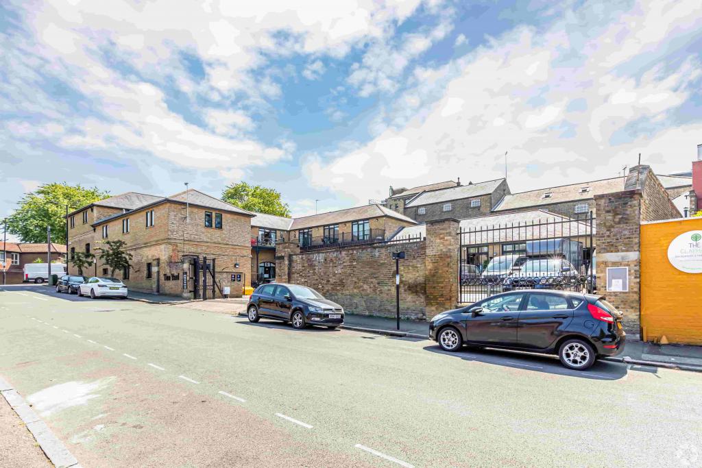 Peardon St - Tun Yard Office Space, London SW8 3BW